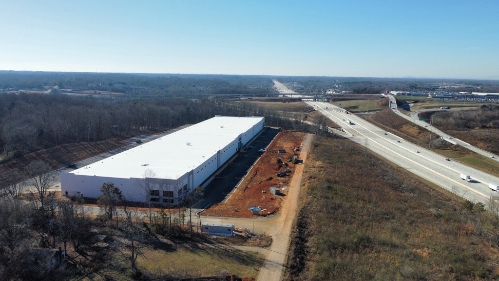 2206 International Dr, Statesville, NC à louer Photo principale- Image 1 de 4