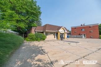 More details for 3525 Warren Rd, Cleveland, OH - Retail for Sale