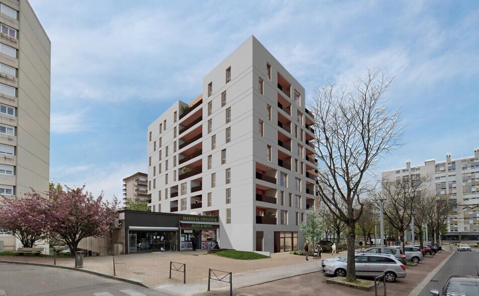 28 Avenue De L'Europe, Rillieux-la-Pape for lease - Building Photo - Image 2 of 4