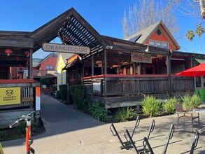 129 E St, Davis, CA à louer Photo intérieure- Image 1 de 15