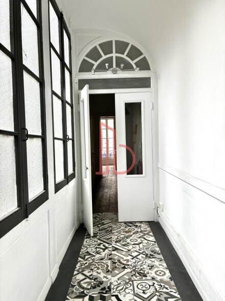 Rue Des Menuts, Bordeaux à vendre - Photo du bâtiment - Image 2 de 9