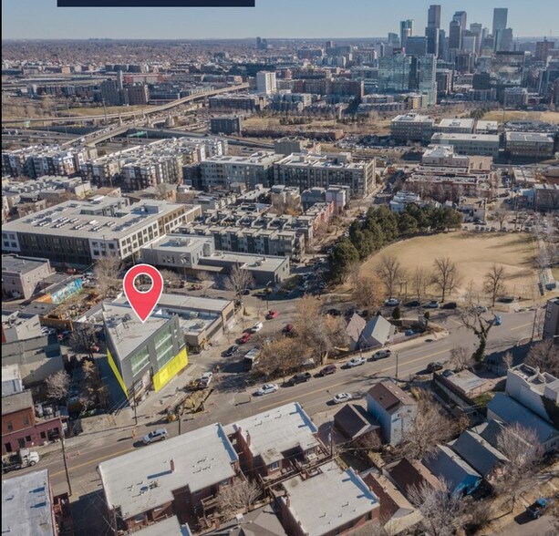 2731 17th St, Denver, CO à louer - Photo du bâtiment - Image 2 de 16