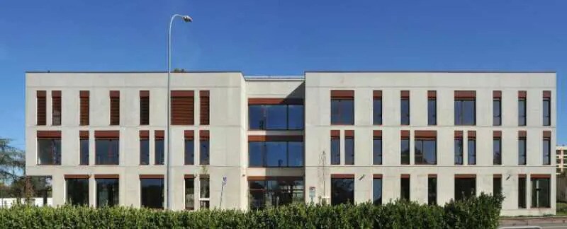 Office in Bron for sale - Building Photo - Image 1 of 8