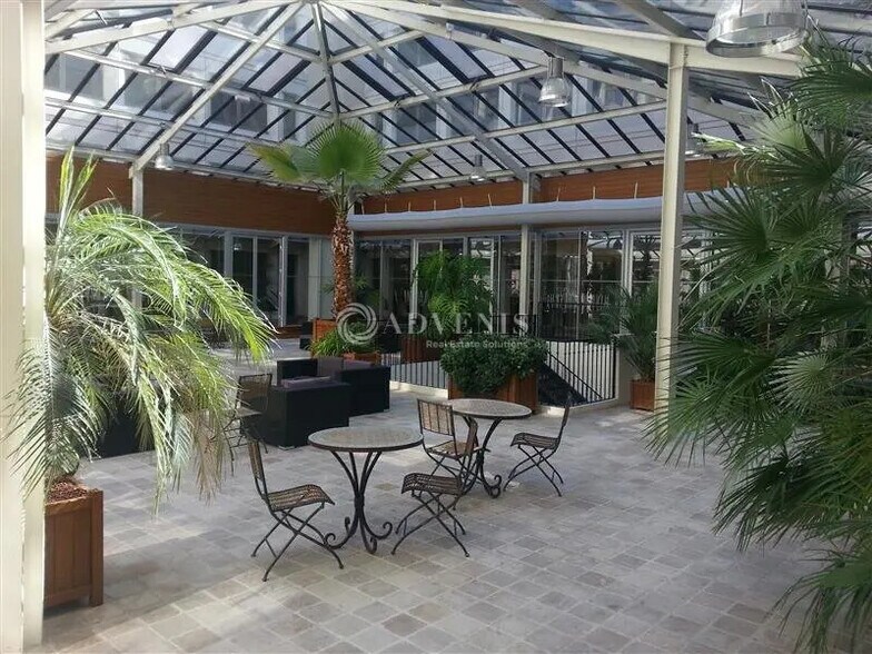 Bureau dans Rungis à louer - Photo du bâtiment - Image 2 de 6