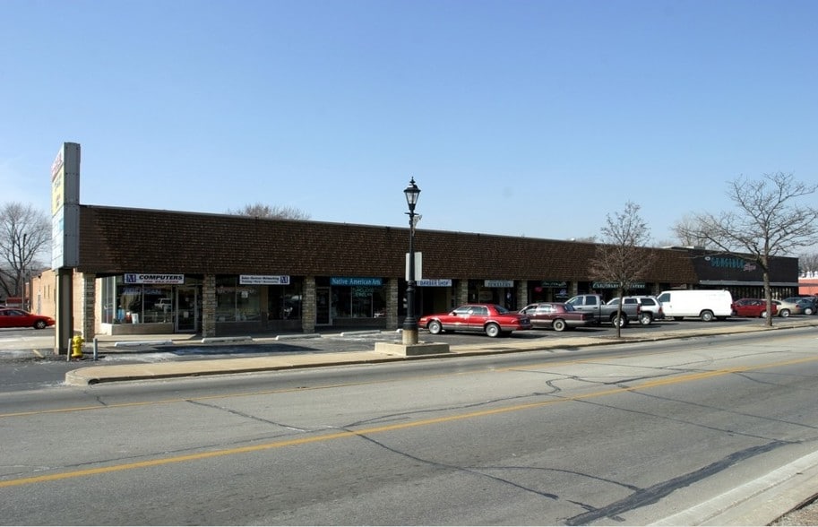 17010-17060 S Oak Park Ave, Tinley Park, IL for lease - Building Photo - Image 2 of 10