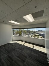 1500 Quail St, Newport Beach, CA for lease Interior Photo- Image 1 of 10