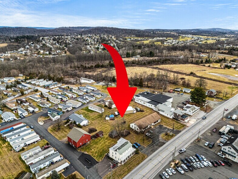 2933 E High St, Pottstown, PA à vendre - Photo du bâtiment - Image 2 de 17