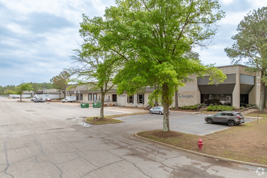 4370 S Mendenhall Rd, Memphis, TN for lease - Primary Photo - Image 1 of 4