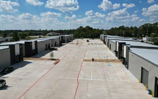 2323 S Houston Ave, Humble, TX à vendre - Photo du bâtiment - Image 3 de 8