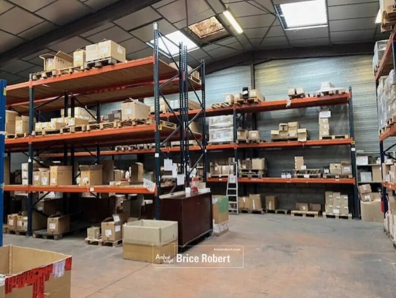 Bureau dans Chassieu à louer - Photo intérieure - Image 3 de 6