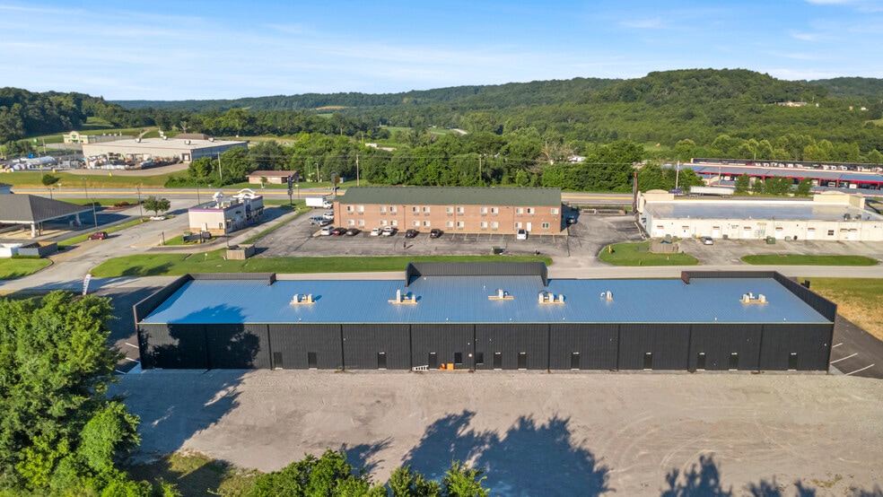 116 College Rd, Pineville, MO for lease - Building Photo - Image 3 of 19