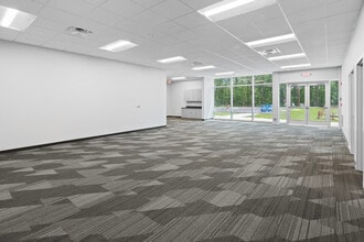 Jake Brown Rd, Old Bridge, NJ for lease Interior Photo- Image 1 of 16