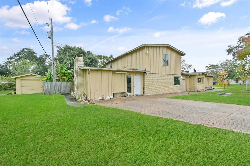 1804 36th St N, Texas City, TX à vendre Photo principale- Image 1 de 63