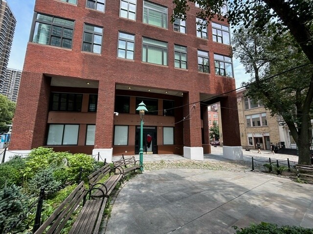 117 Beekman St, New York, NY à louer - Photo du bâtiment - Image 2 de 7