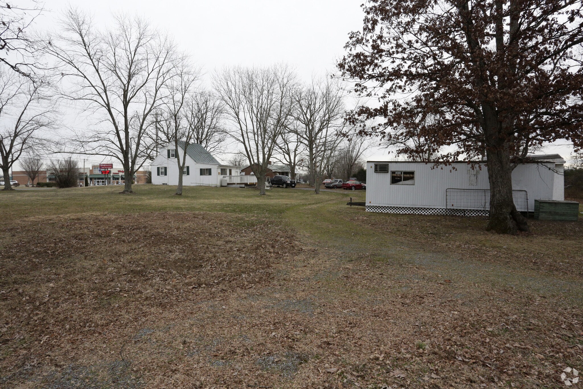 672 Fairfax Pike, Stephens City, VA à louer Photo principale- Image 1 de 14