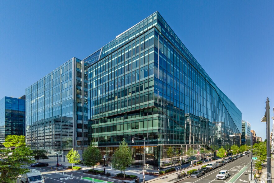 2001 K St NW, Washington, DC à louer - Photo principale - Image 1 de 28