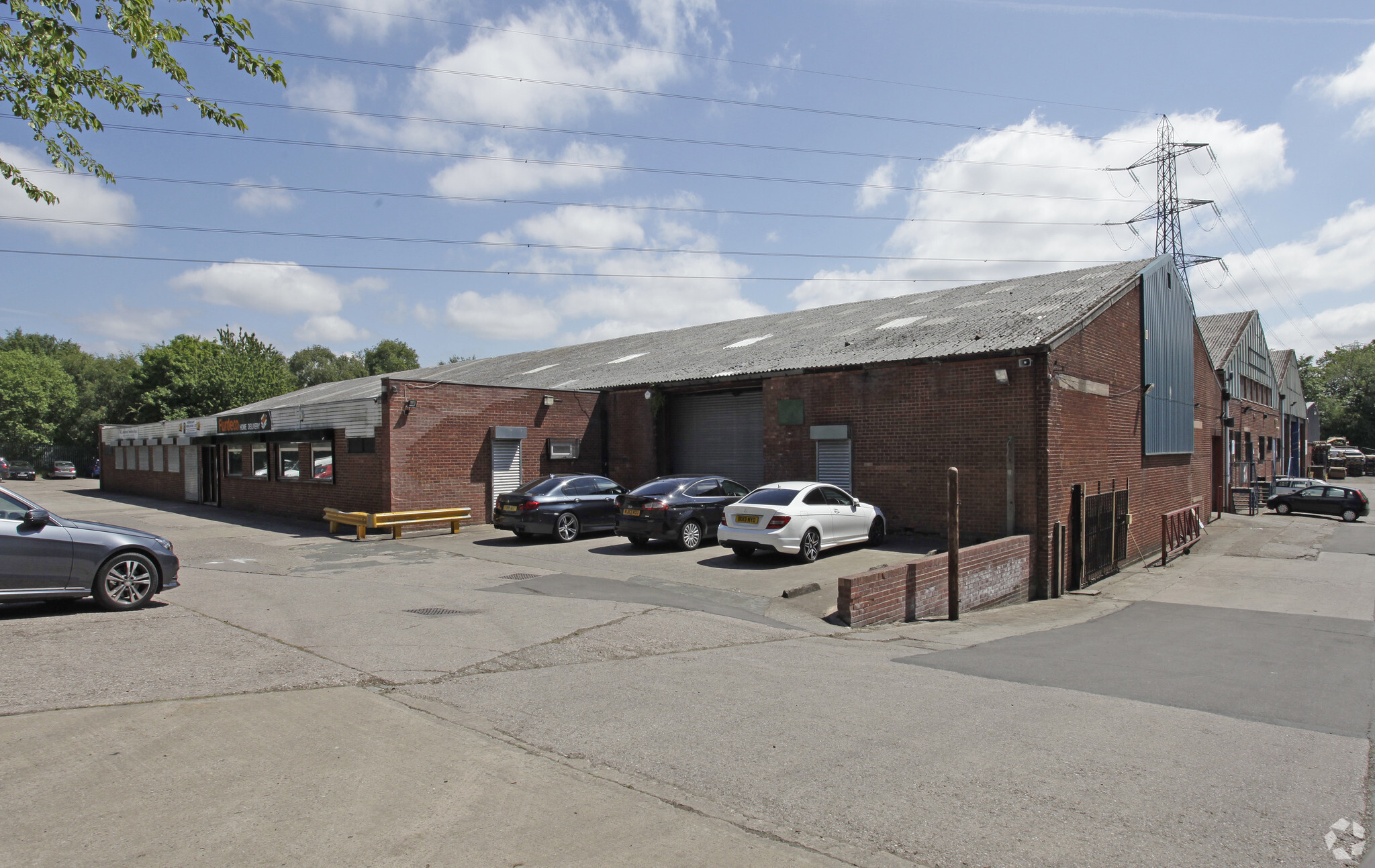 Bull Ln, Wednesbury for lease Primary Photo- Image 1 of 4