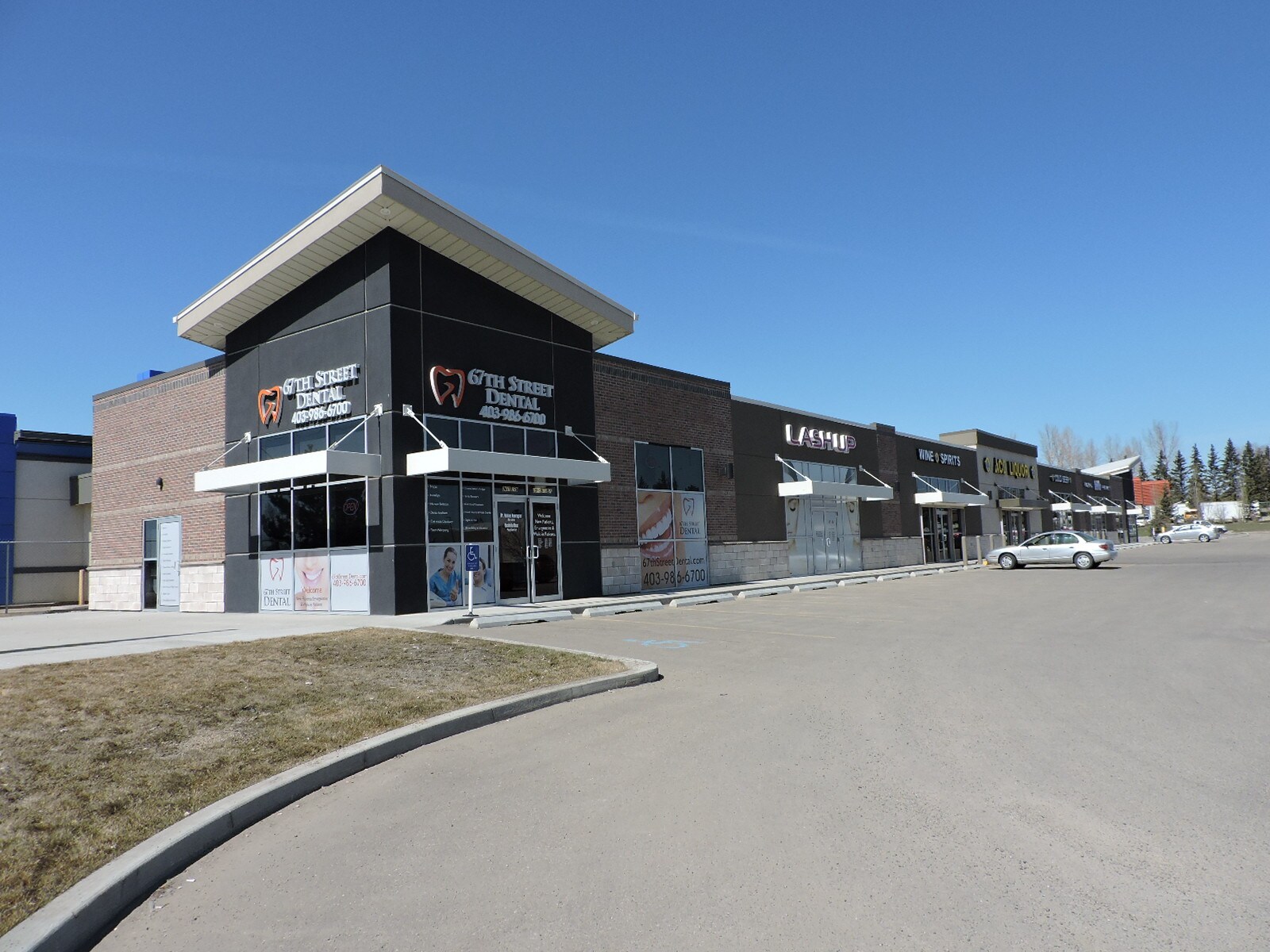6075 67A St, Red Deer, AB à louer Photo du bâtiment- Image 1 de 7