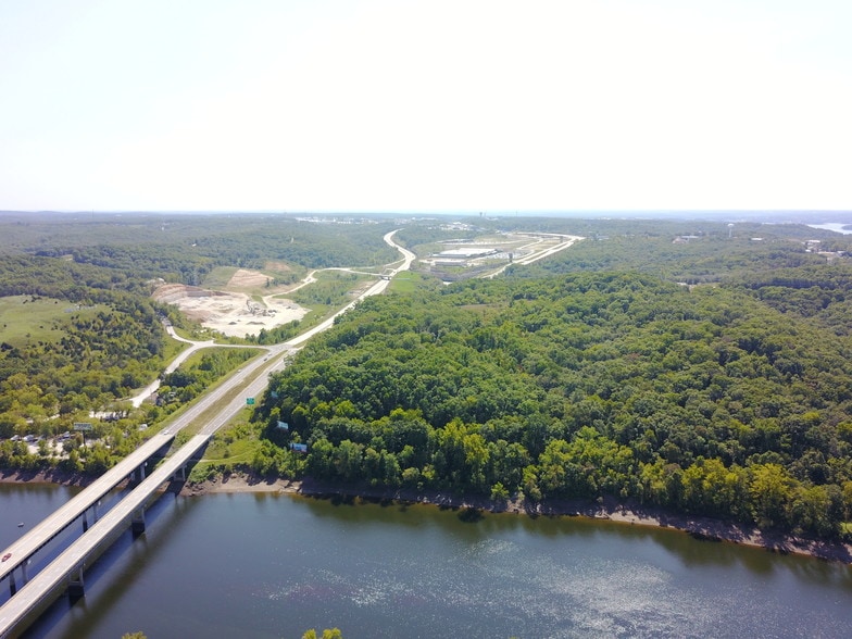 Campbell Dr, Lake Ozark, MO for sale - Building Photo - Image 2 of 29