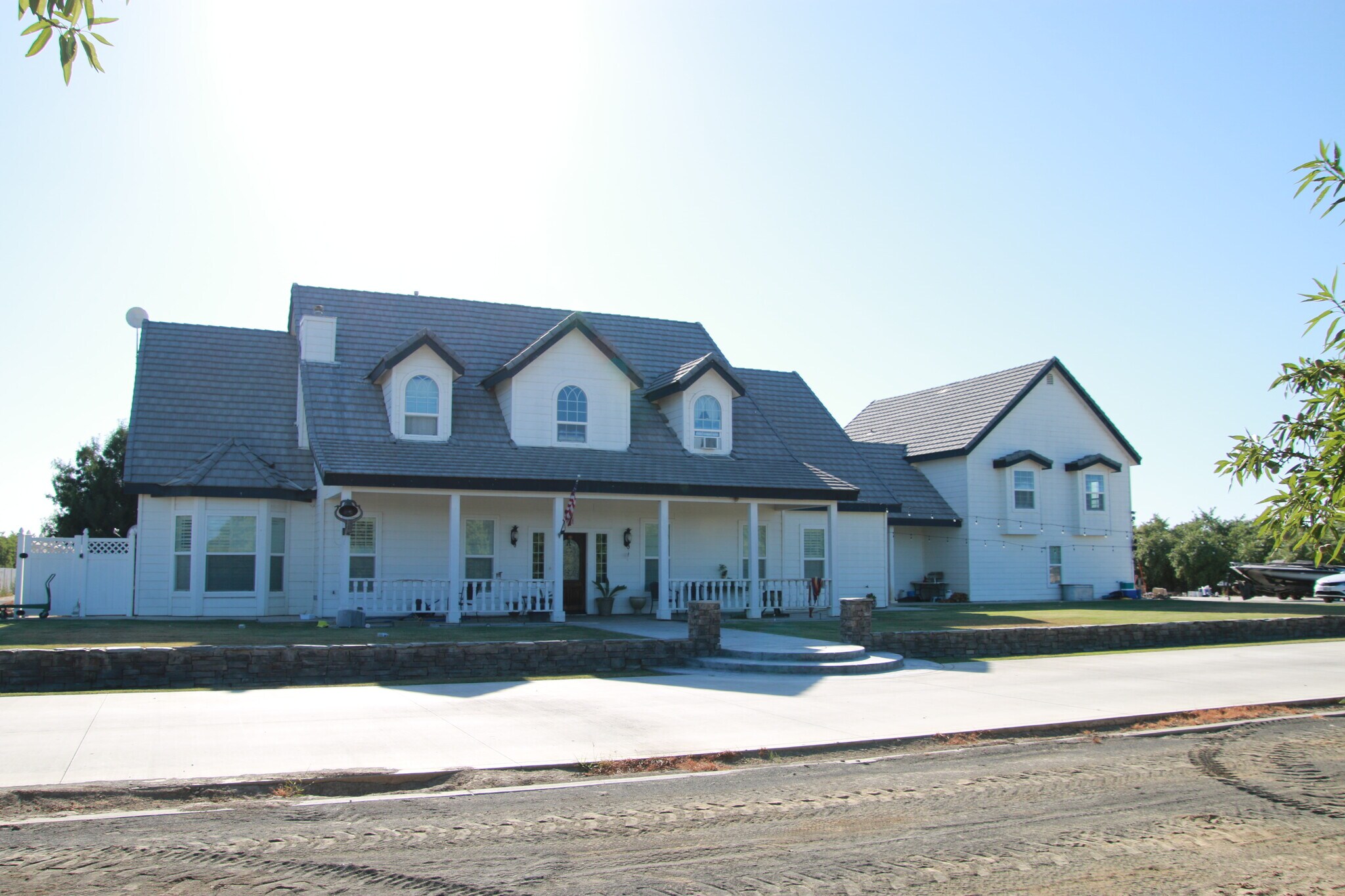 18045 Magnolia Ave, Shafter, CA à vendre Photo du bâtiment- Image 1 de 14