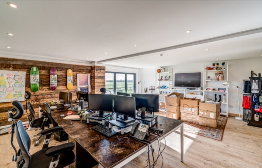 Church Farm Ln, East Wittering à vendre - Photo intérieure - Image 2 de 6