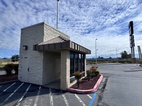 1699-1785 State Highway 273, Anderson, CA for lease Interior Photo- Image 2 of 4