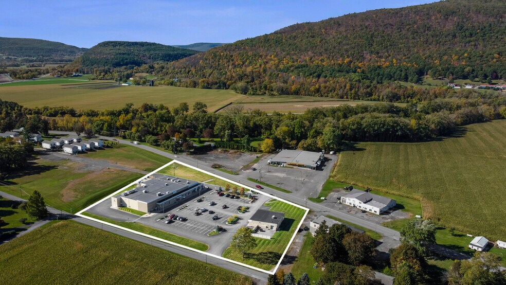 174 Marjorie Ln, Middleburgh, NY à vendre - Photo du bâtiment - Image 2 de 29