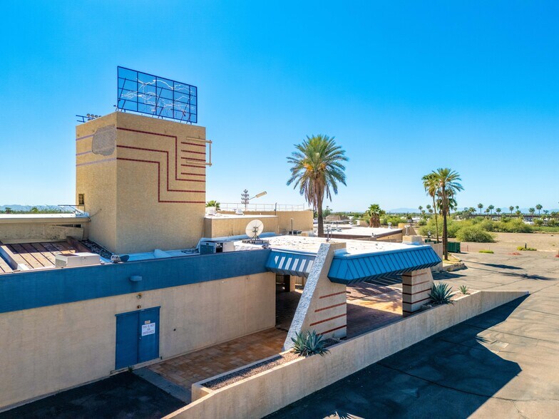 220 S Delaware Dr, Apache Junction, AZ à vendre - Photo du bâtiment - Image 3 de 3