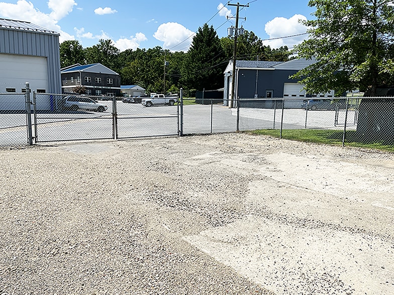 6521-6523 Governor Printz Blvd, Wilmington, DE for lease - Building Photo - Image 2 of 4