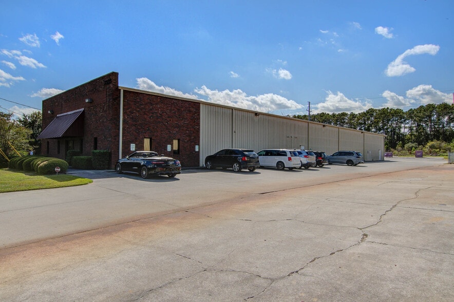 7333 Peppermill Pky, Charleston, SC for lease - Primary Photo - Image 1 of 13