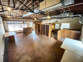 405 E Comanche St, Norman, OK for lease Interior Photo- Image 2 of 7