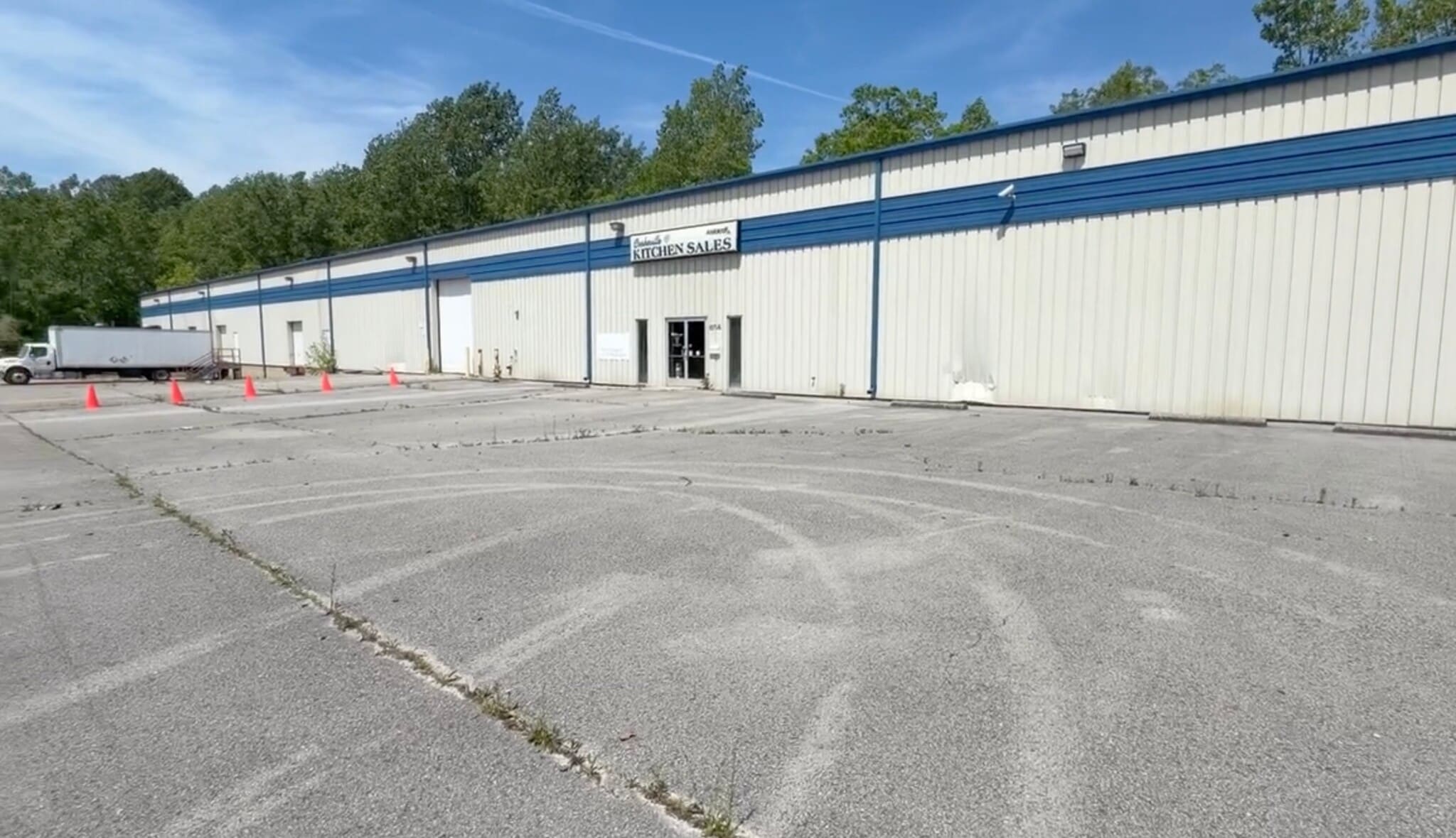 1075 Willow Industrial Ct, Cookeville, TN for sale Building Photo- Image 1 of 11