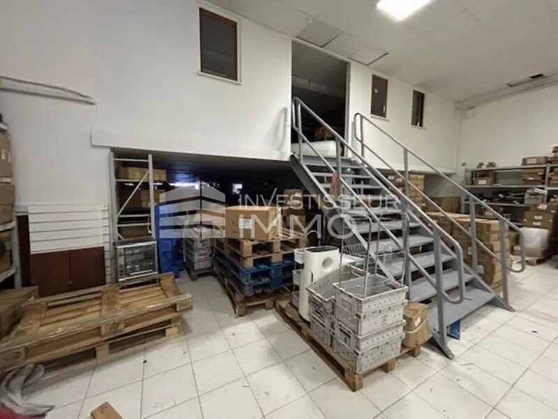 Flex in Pantin for sale Interior Photo- Image 1 of 5