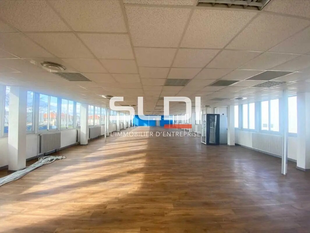 Bureau dans Saint-Priest à louer Photo intérieure- Image 1 de 6
