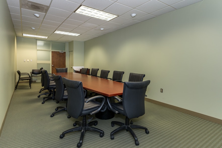 8001 Franklin Farms Dr, Richmond, VA for lease - Interior Photo - Image 2 of 6