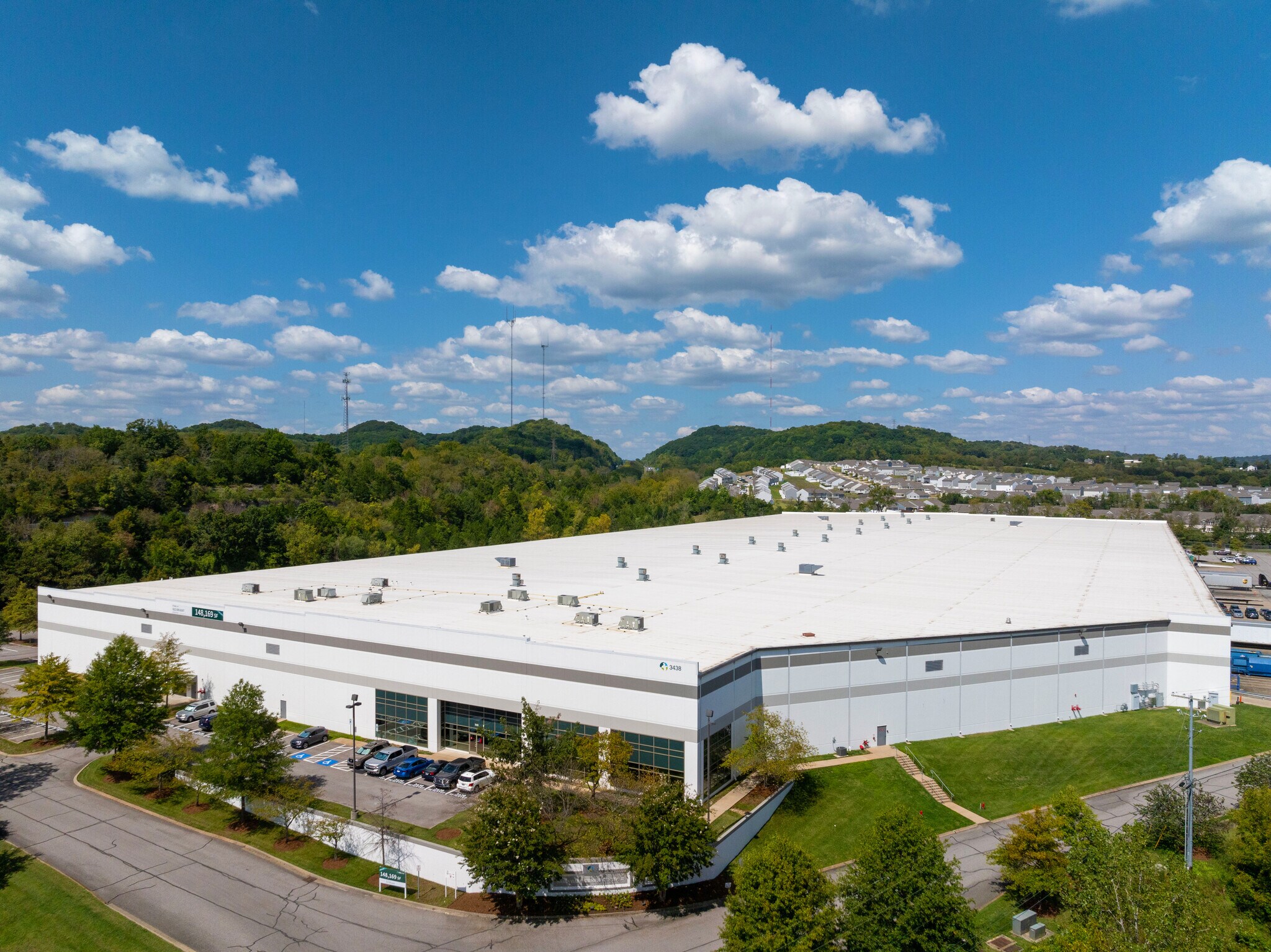3438 Briley Park Blvd N, Nashville, TN for lease Building Photo- Image 1 of 7