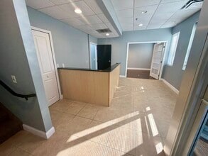 8615 Commodity Cir, Orlando, FL for lease Interior Photo- Image 1 of 22