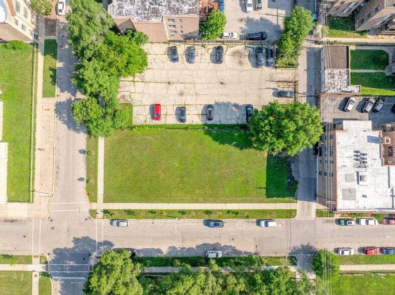 5755 Calumet Ave, Chicago, IL for sale - Aerial - Image 3 of 20