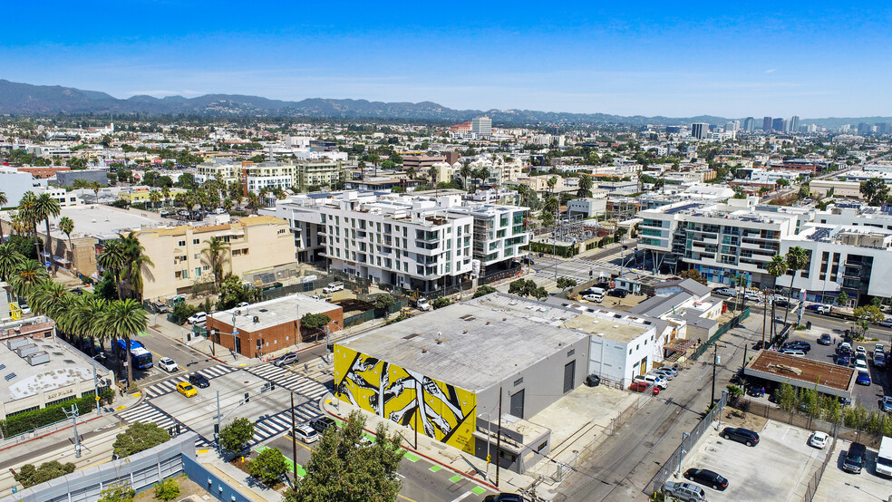 700-716 Colorado Ave, Santa Monica, CA for sale - Building Photo - Image 3 of 19