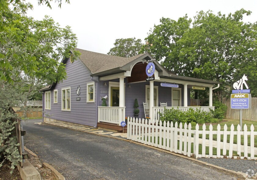 2207 Lake Austin Blvd, Austin, TX à louer - Photo principale - Image 1 de 3