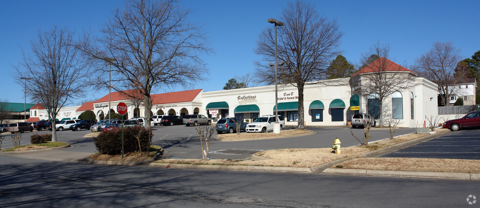 11220 N Rodney Parham Rd, Little Rock, AR for lease - Building Photo - Image 1 of 3