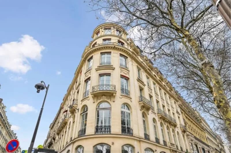 55 Avenue Des Champs Elysées, Paris for lease Building Photo- Image 1 of 15