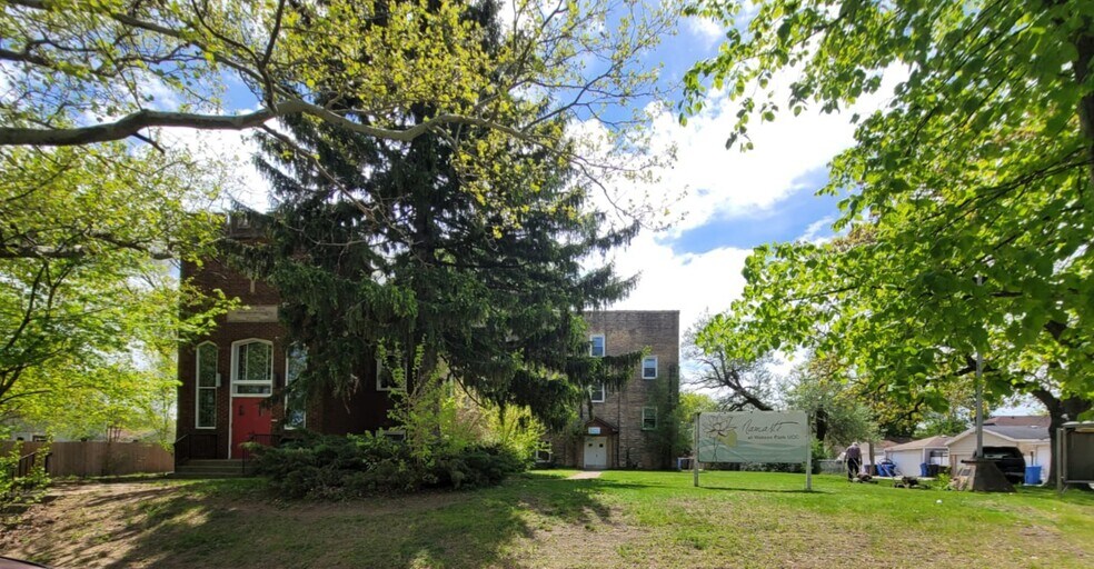 6333 W Cornelia Ave, Chicago, IL à vendre - Photo principale - Image 3 de 6