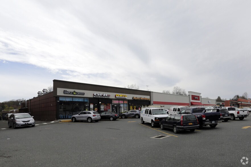 420-440 Westport Ave, Norwalk, CT à louer - Photo du bâtiment - Image 2 de 6