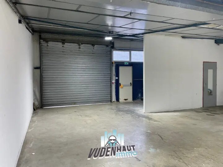 Retail in Cugnaux for lease Building Photo- Image 1 of 10