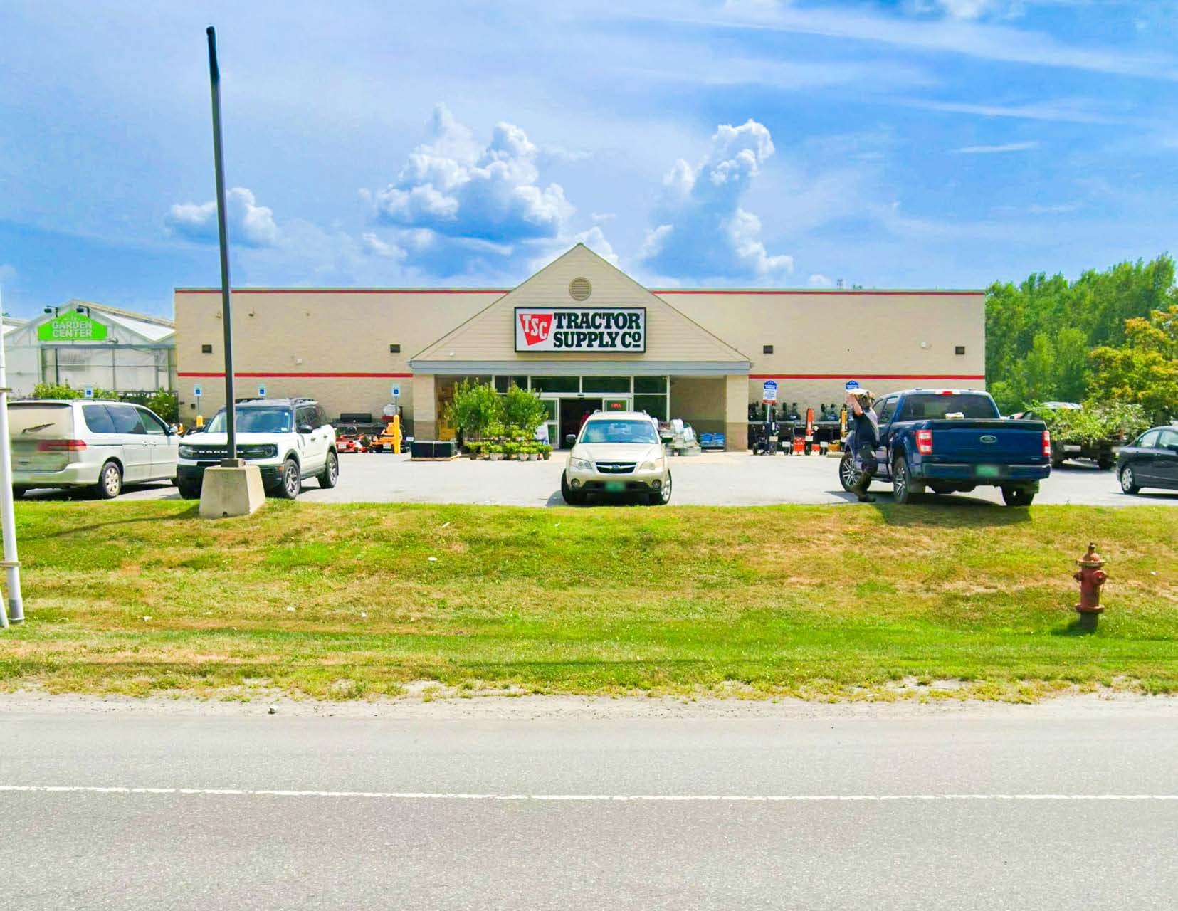 352 River St, Montpelier, VT for sale Primary Photo- Image 1 of 3