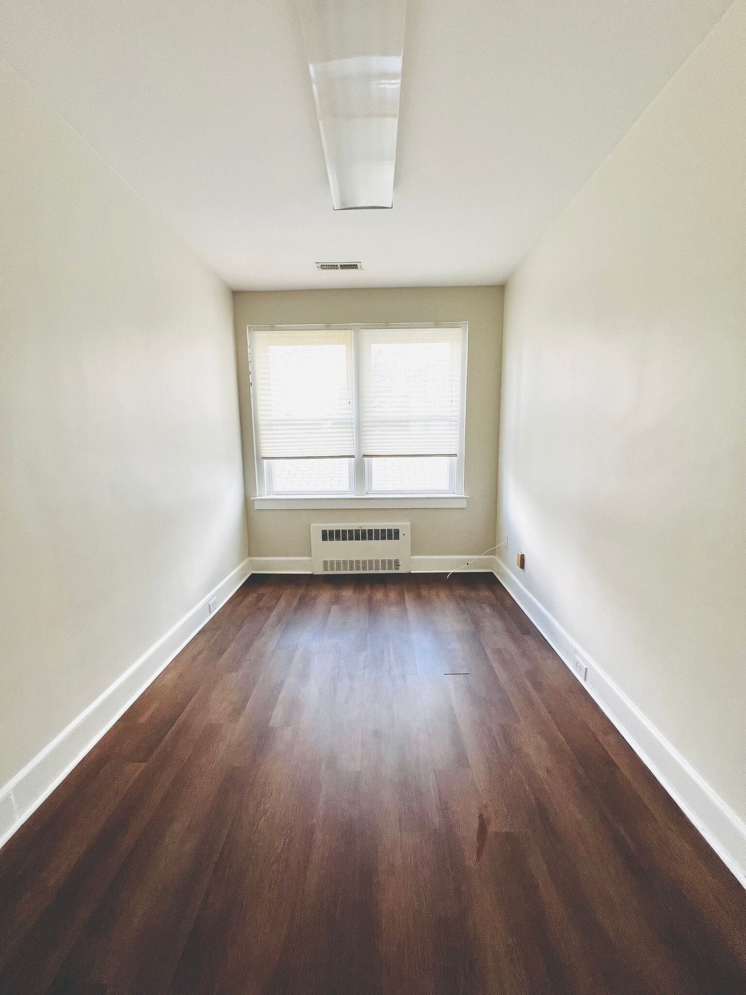 115 E Pennsylvania Ave, Southern Pines, NC à louer Photo intérieure- Image 1 de 4