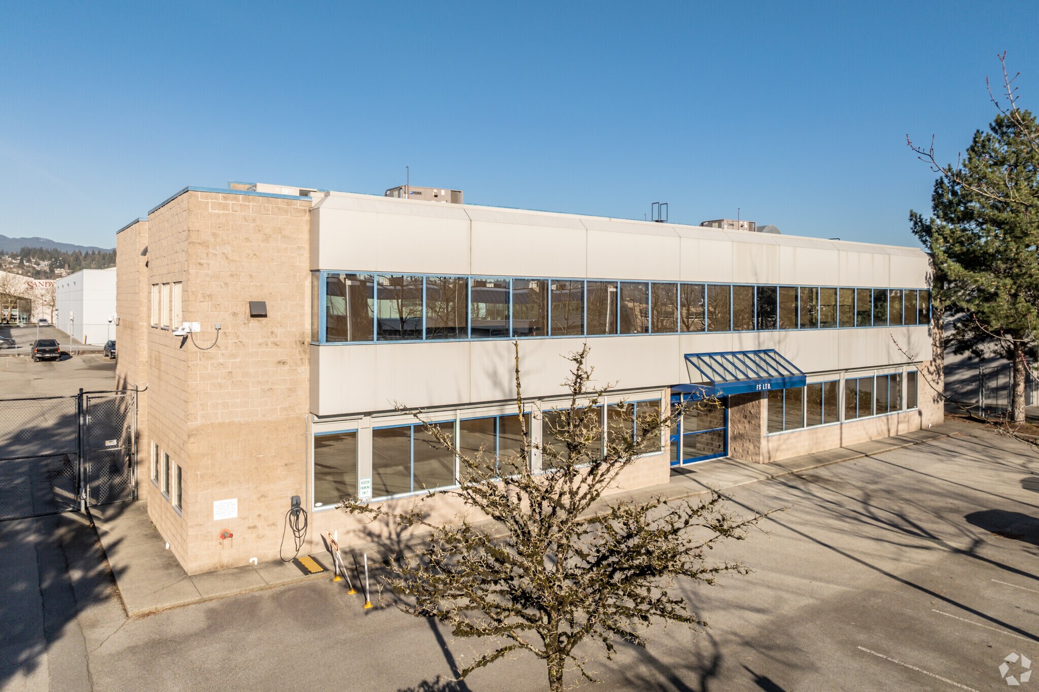 1321 Ketch Ct, Coquitlam, BC à vendre Photo principale- Image 1 de 1