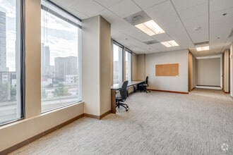 2100 West Loop South, Houston, TX for lease Interior Photo- Image 2 of 8