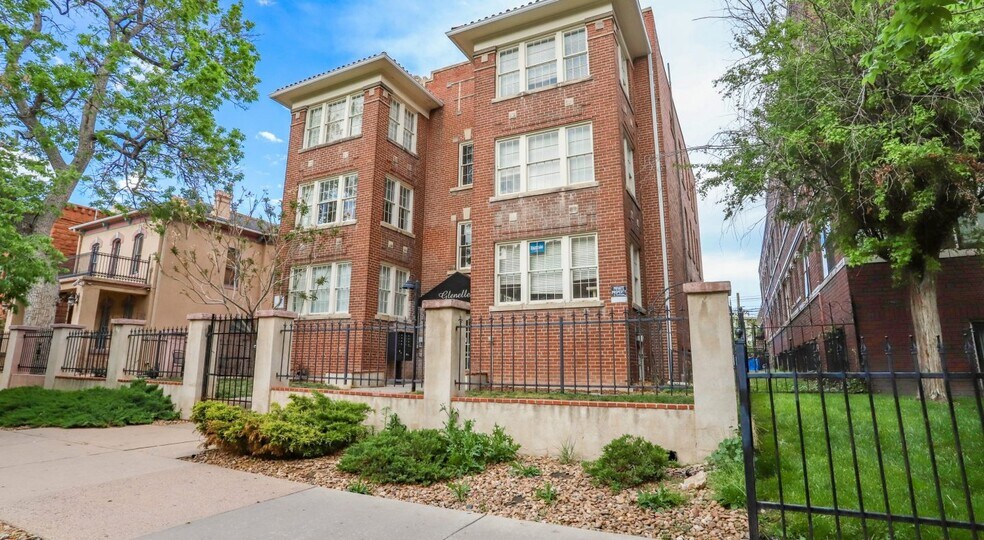 1432 Pennsylvania St, Denver, CO à vendre - Photo du bâtiment - Image 2 de 40